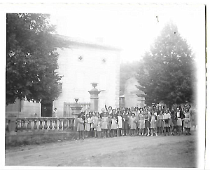 COLO LE LEZERT CASTRES TARN DAMES AFRICAINES MARAVAL 1955 N01